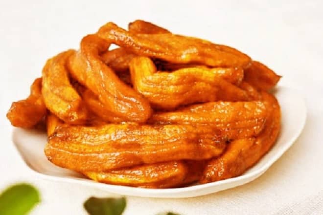 Chuối sấy dẻo bằng nồi chiên không dầu là món ăn vặt vô cùng ngon, có vị ngọt đầy béo từ mật ong.